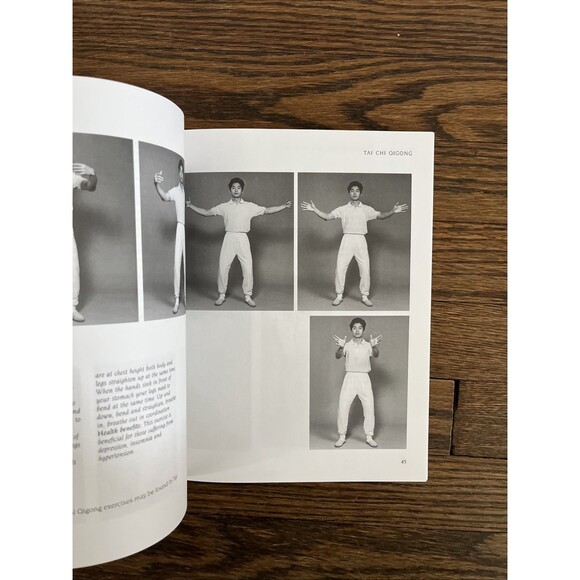 Qigong: Chinese Movement and Meditation for Health by Tse, Michael Paperback The - Picture 3 of 4